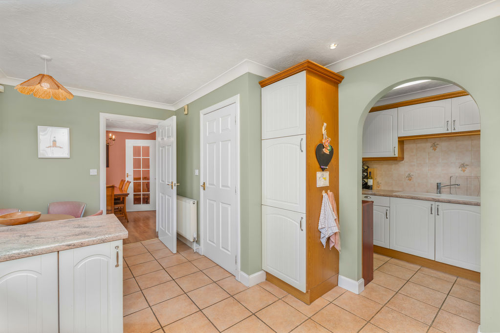 Astrop Gardens Kings Sutton